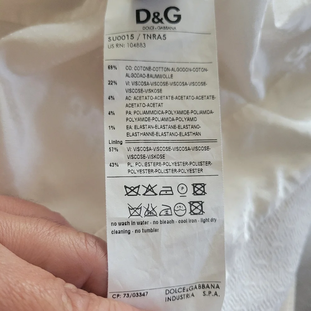 VINTAGE DOLCE AND GABBANA CROPPED BLAZER - Picture 11 of 14